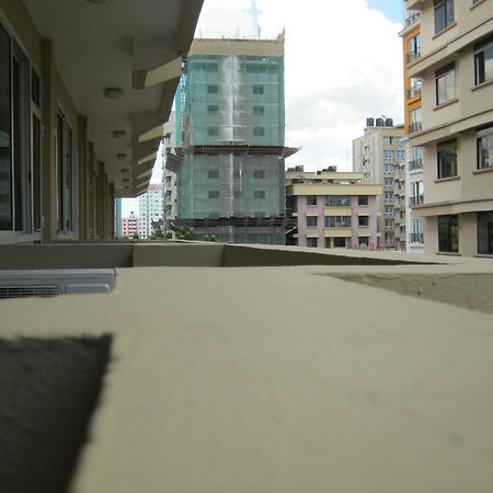 Iris Hotel Dar Es Salaam Dar es Salaam Exterior foto